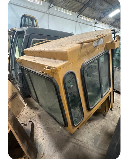Cabine para Tratores de Esteira Caterpillar D8R