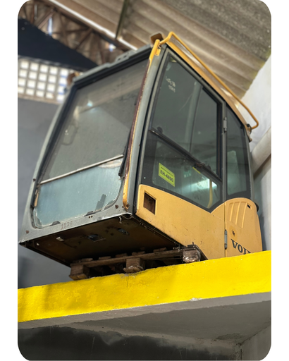 Cabine da Escavadeira volvo Ec700